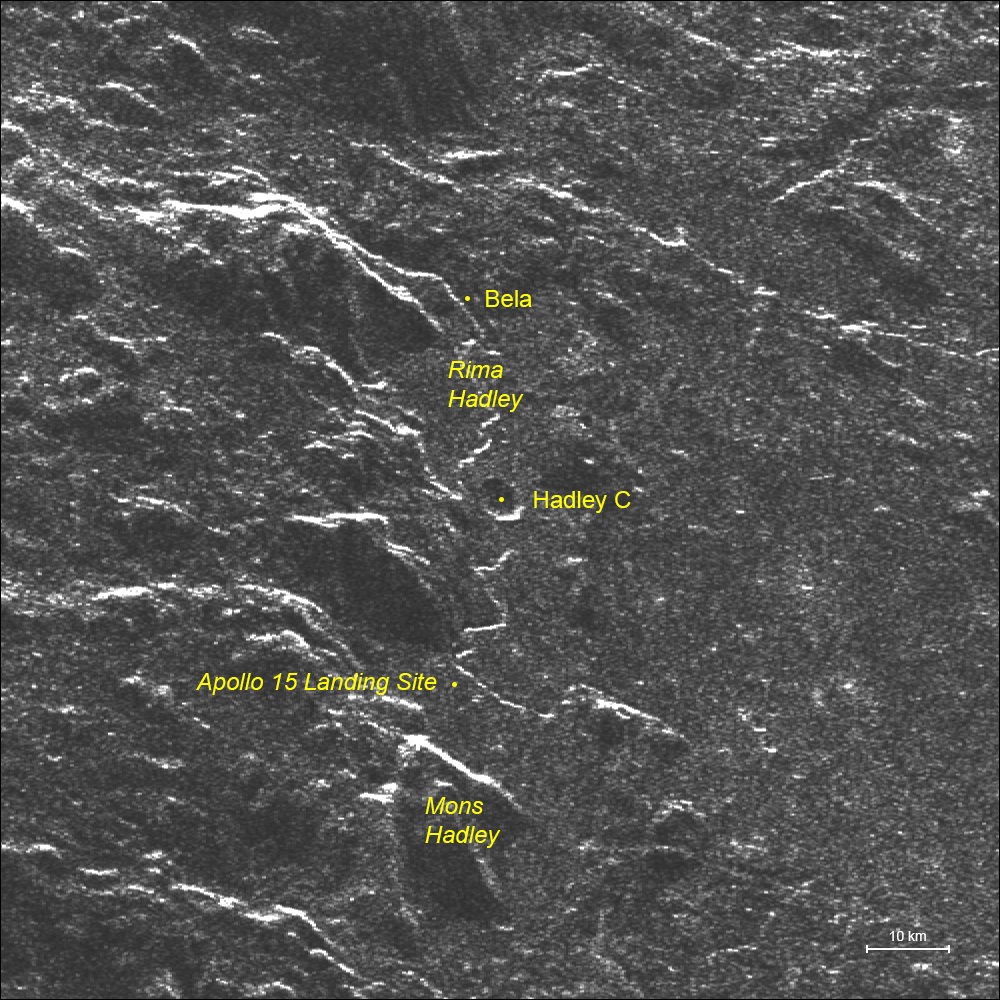 Район Борозды Хедли и места посадки Аполлона-15 на радиолокационном изображении с пространственным разрешением порядка 120 м.