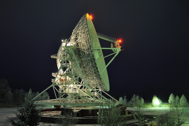 Радиотелескоп РТ-32 в обсерватории «Зеленчукская». Фотограф: С. Сержанов.